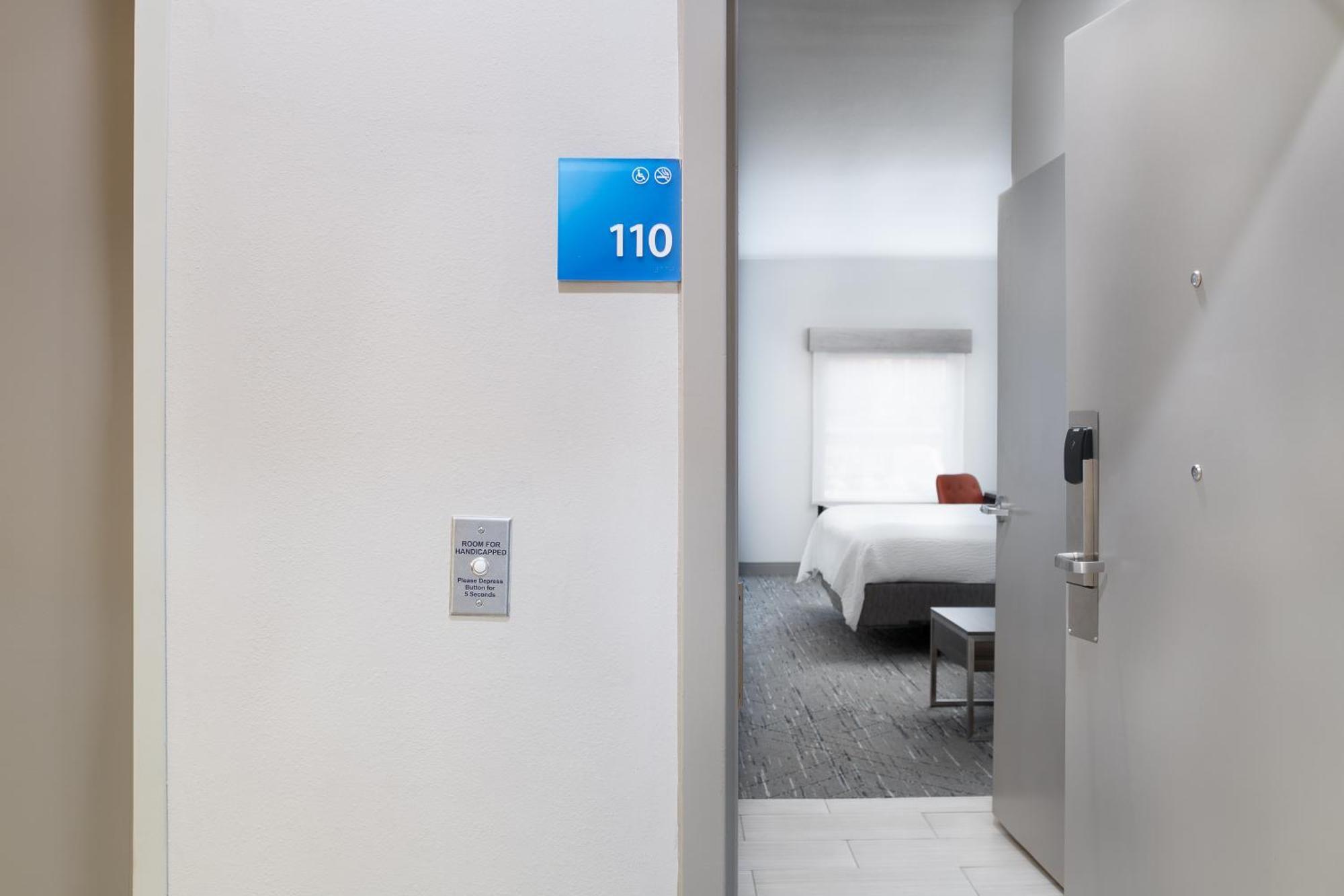 Holiday Inn Express Atlanta West - Theme Park Area By Ihg Lithia Springs Ngoại thất bức ảnh