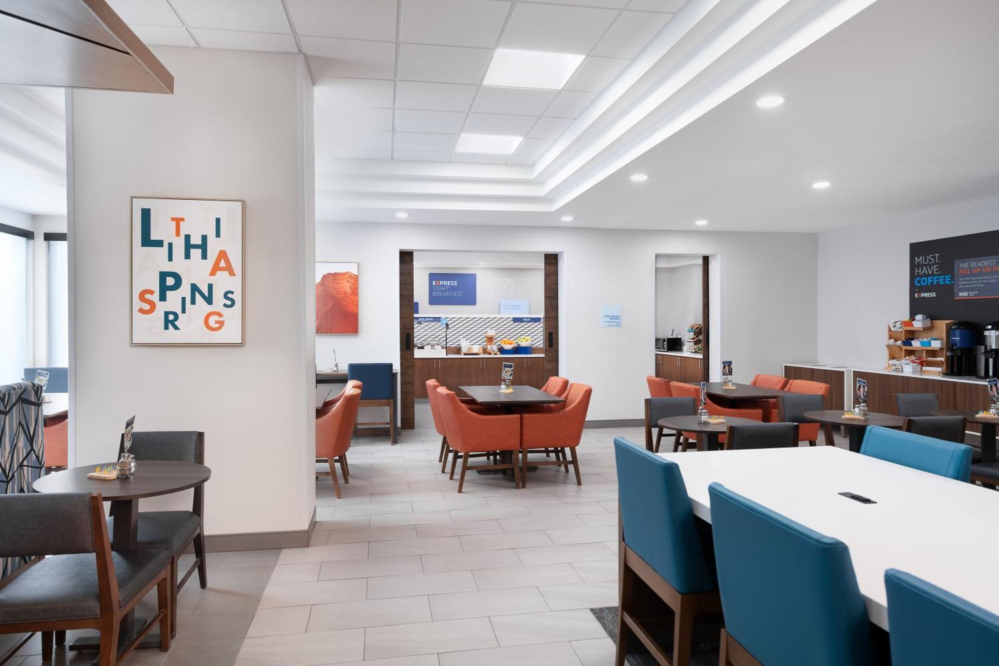 Holiday Inn Express Atlanta West - Theme Park Area By Ihg Lithia Springs Ngoại thất bức ảnh